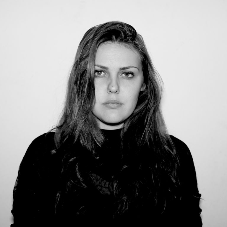 Габриела Накова – AS ART